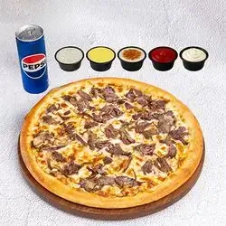 Qozi Meat Pizza