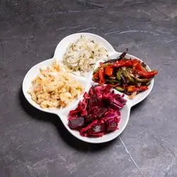 مقبلات متوسطة الحجم