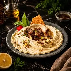 Hummus with Meat