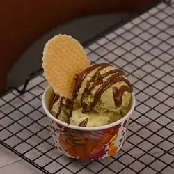 Italian Pistachio Ice Cream Cup
