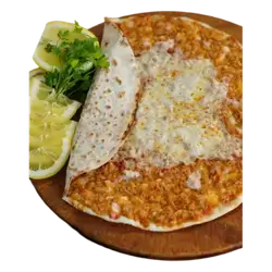 Chicken Lahmacun with Cheese