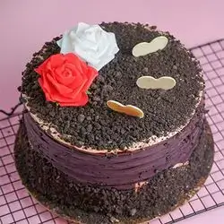 Oreo Cake Medium Size
