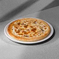Alfredo Pizza (Stuffed Crust)