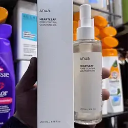 Anua Cleasnsing Oil