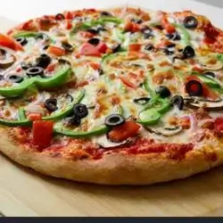 Vegetable pizza-medium 