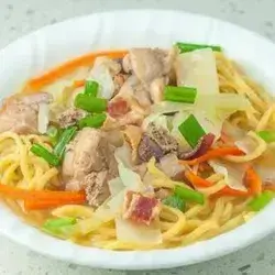 Chicken Lomi Soup