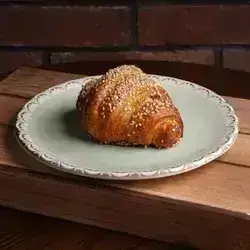 Croissant cheese