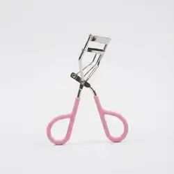 Pink Handle Eyelash Curler