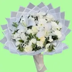 Pure White Lily & Rose Bouquet