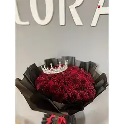 Flower Bouquet – 8 Rose, 5 Dawoodi
