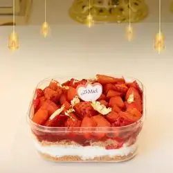 Strawberry Kunafa