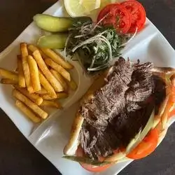 Meat Gass Iraqi Bread