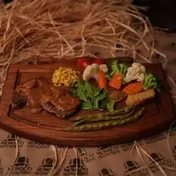 Meat Steak With Mushroom
