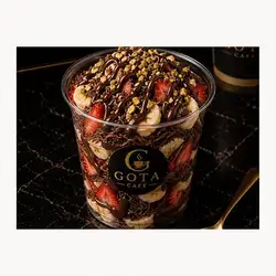 Dubai Chocolate with Nutella, Banana, and Strawberry