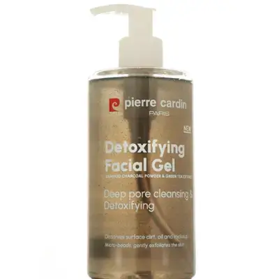 Pierre Cardin Detoxifying Facial Cleanser With Charcoal & Green Tea Extract - Foam Gel 350 ml