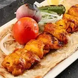 Shish Tawook Meal