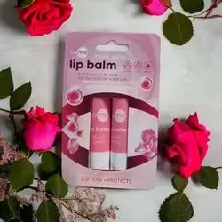 some lip balm strawberry PEARL SHINE