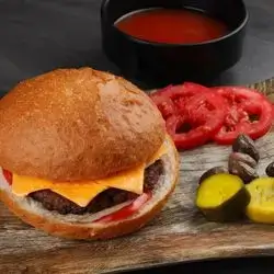 Meat Burger With Cheese