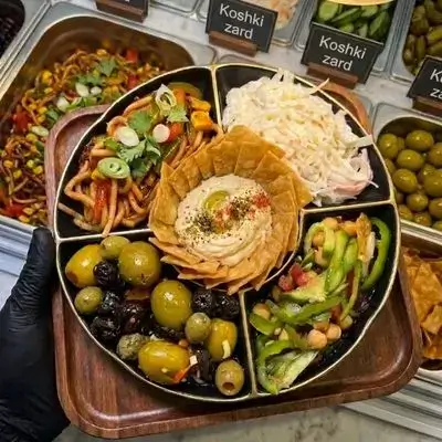 5 Types Of Appetizers Plate ( Small )