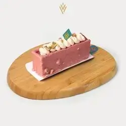 Raspberry Pistachio Cake