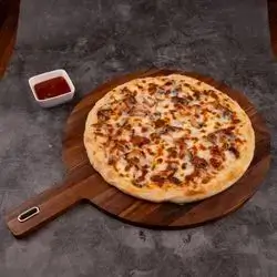 Smoked Mixed Shawarma Pizza