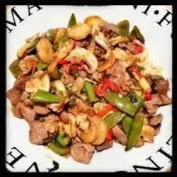 Sizzling Beef With Onion And Soy Sauce