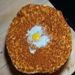 Lahmacun With Egg