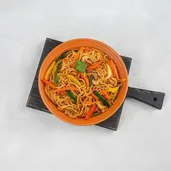 Vegetable Schezwan Noodles
