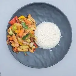 Stier Fry Chicken With Vegetable