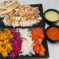 گەسی مریشک لەسەر برنج