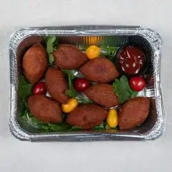 Red Kibbeh With Chicken - 8 Pcs