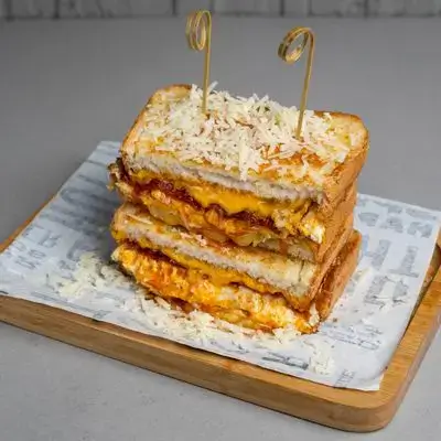 Egg, Bacon & Cheese Toasty