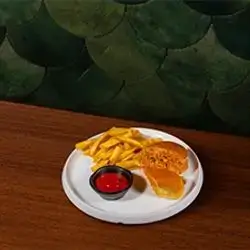 Crispy Chicken Tender Sandwich With French Fries