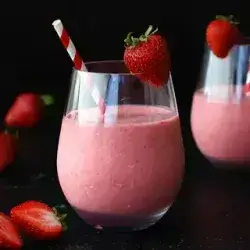 Strawberry & Banana Milk Cocktail