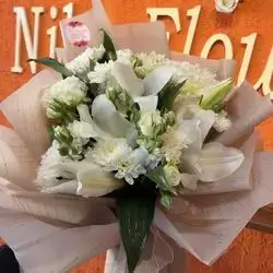 White Mix Bouquet