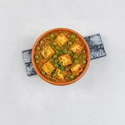 Matar Paneer