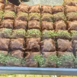 Baklava With Pistachio And Kurdish Fat