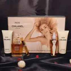 Women's perfume set for special occasions