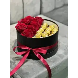 Black Box of Red Rose & Raffaello