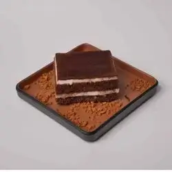Tiramisu Cake