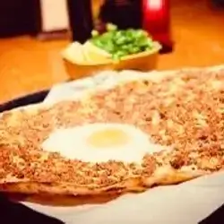 Lahmacun - Medium