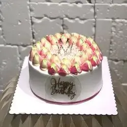 Flower Cake For 8 Person