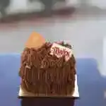 Twix Cake
