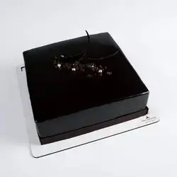 Cake For 12 Person