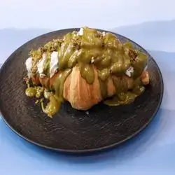 Dubai Croissant