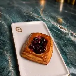 Cherry danish