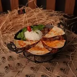Meat Qalya
