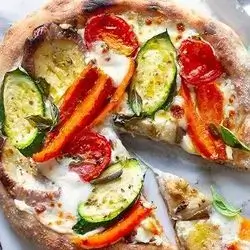 Pizza Con Verdure ( Pizza With Vegetables )