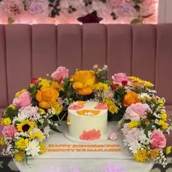 Vanilla Flavored Cake ( For 5 Person )