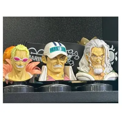 Small figure One Pieces Random